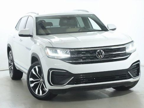 Used 2021 Volkswagen Atlas Cross Sport SEL R-Line w/ Luggage Net & Mats Package image 2