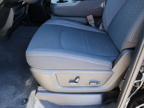 Used 2025 RAM 2500 Lone Star image 12