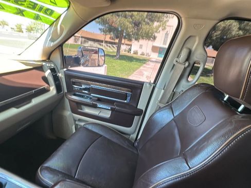 Used 2016 RAM 2500 Longhorn w/ Convenience Group AWD/4WD image 17