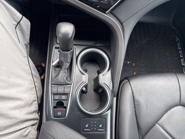 Used 2018 Toyota Camry XLE FWD image 18