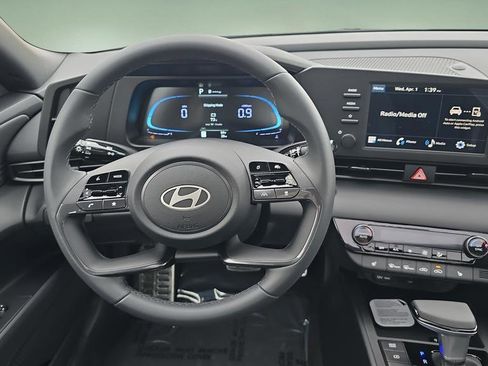 New 2026 Hyundai Elantra SEL Sport Premium FWD image 24