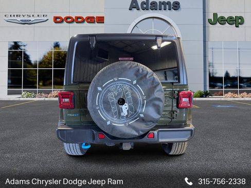 Used 2023 Jeep Wrangler Unlimited Sahara w/ Cold Weather Group image 8