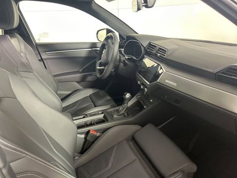 Used 2025 Audi Q3 2.0T Premium w/ Convenience Package image 10