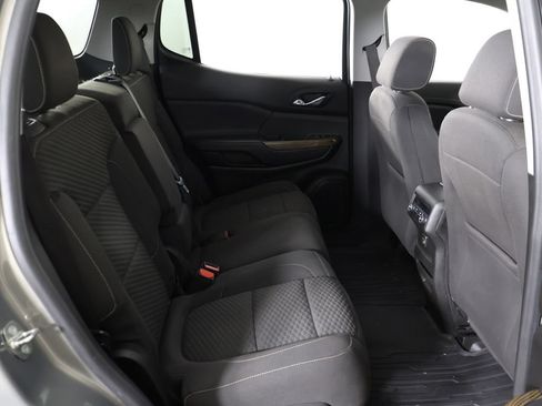 Used 2019 GMC Acadia SLE AWD/4WD image 30