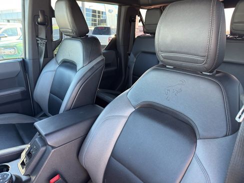 Certified 2021 Ford Bronco Black Diamond w/ Sasquatch Package image 12