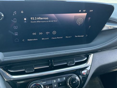 Used 2024 Buick Envista Sport Touring w/ Convenience II Package FWD image 13