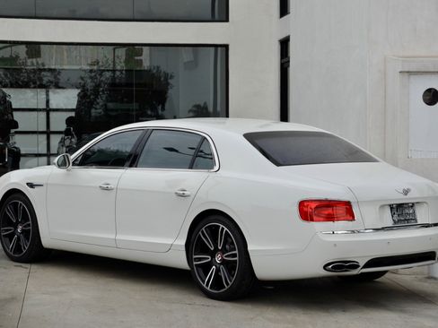 Used 2016 Bentley Flying Spur V8 AWD/4WD image 5