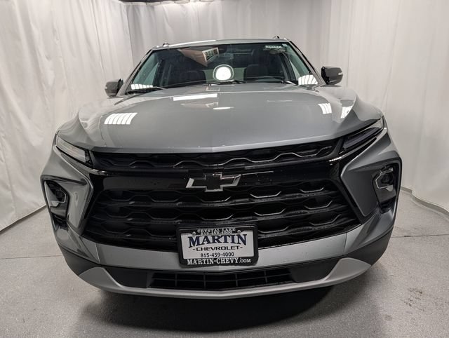 New 2026 Chevrolet Blazer LT w/ Midnight/Sport Edition AWD/4WD image 8