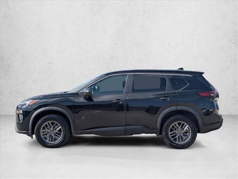 Used 2024 Nissan Rogue S AWD/4WD image 9