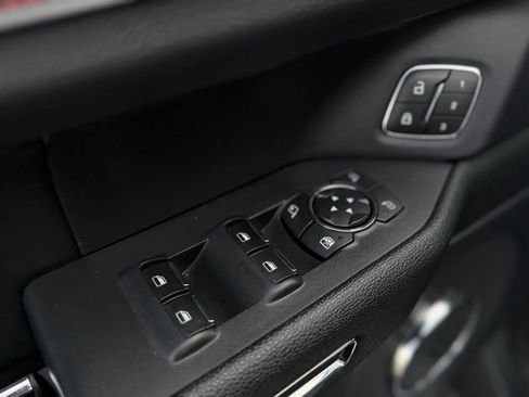 Used 2022 Ford Expedition Max Limited image 30