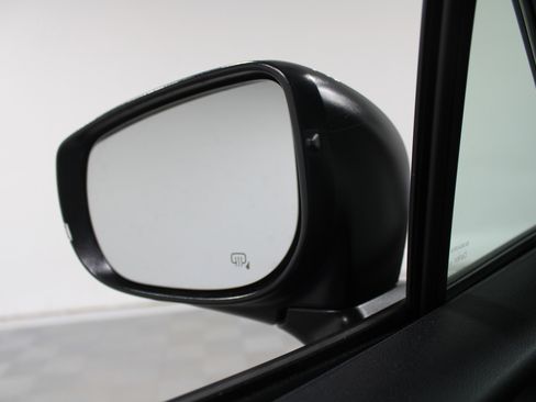 Certified 2024 Subaru Crosstrek 2.5i Limited image 16