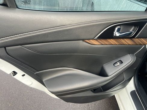 Certified 2018 Nissan Maxima Platinum image 12