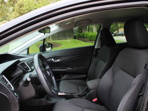 Used 2015 Honda Civic LX image 9