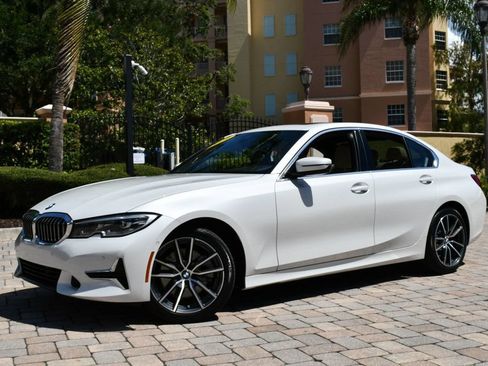 Used 2019 BMW 330i Sedan w/ Convenience Package RWD image 20