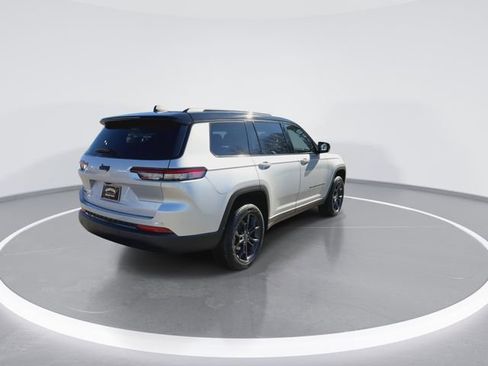 New 2025 Jeep Grand Cherokee L Limited AWD/4WD image 8