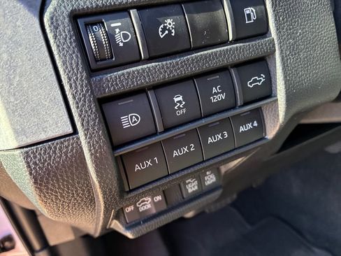 New 2025 Toyota Tacoma Trailhunter image 39