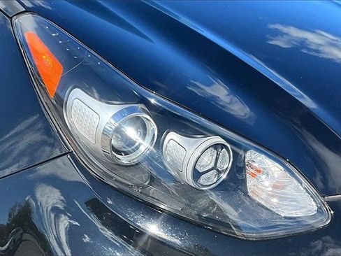 Used 2020 Kia Sportage EX image 32