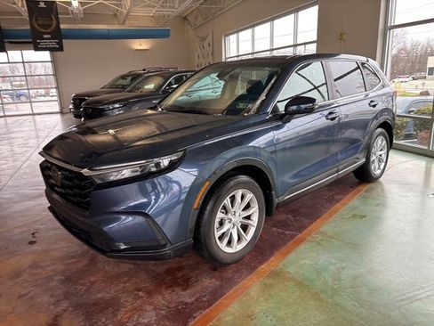 Used 2024 Honda CR-V EX image 3