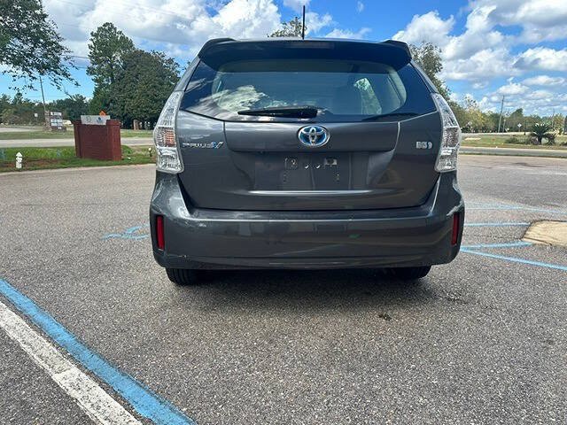 Used 2012 Toyota Prius V Two FWD image 5