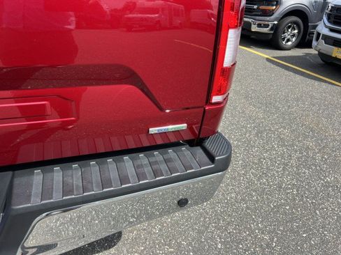Used 2019 Ford F150 XLT w/ Equipment Group 302A Luxury AWD/4WD image 24