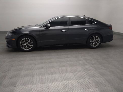 Used 2022 Hyundai Sonata SEL w/ Convenience Package FWD image 2