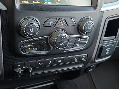 Used 2018 RAM 2500 Power Wagon w/ Luxury Group image 21