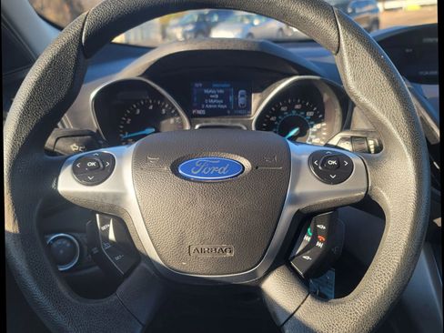 Used 2014 Ford Escape SE image 19