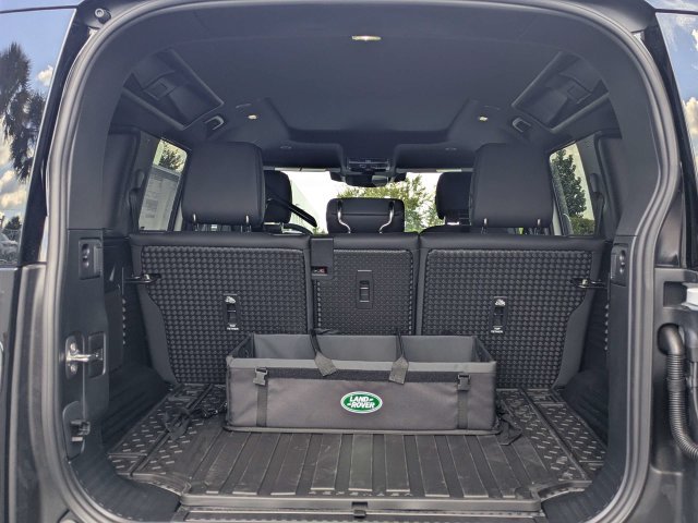 New 2026 Land Rover Defender 110 S AWD/4WD image 13