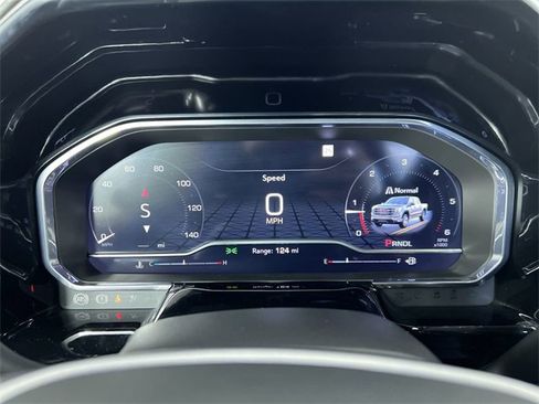 Used 2025 GMC Sierra 1500 Elevation image 11