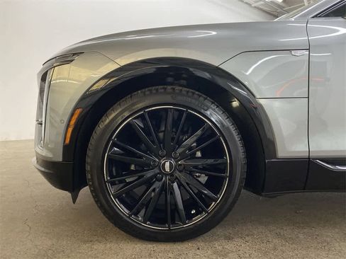 Certified 2025 Cadillac Lyriq Sport image 12