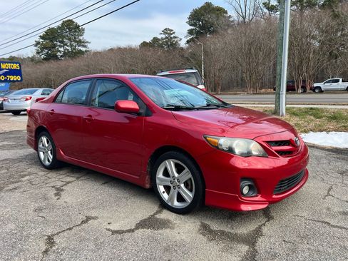 Used 2013 Toyota Corolla S Special Edition image 3