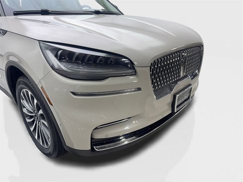 Used 2022 Lincoln Aviator Reserve w/ Equipment Group 201A image 17
