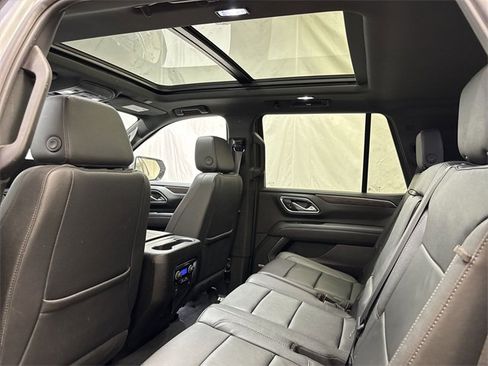 Used 2023 Chevrolet Tahoe Z71 w/ Z71 Off-Road Package image 14