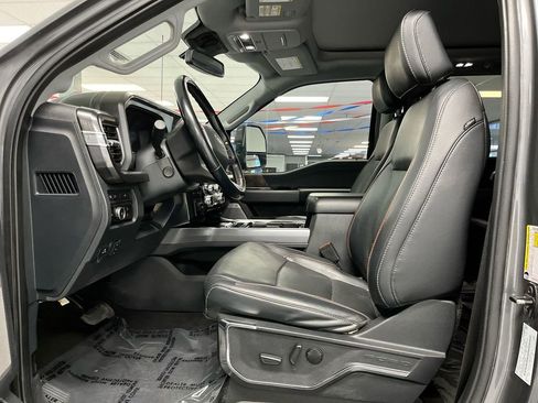 Used 2023 Ford F450 Lariat w/ FX4 Off-Road Package image 14