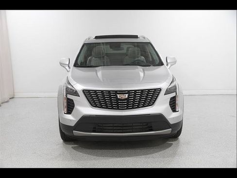 Used 2019 Cadillac XT4 Premium Luxury w/ Cold Weather Package AWD/4WD image 2