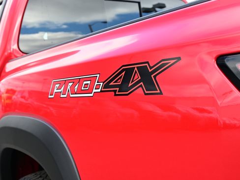 New 2026 Nissan Frontier PRO-4X w/ Pro-4x Convenience Package image 12