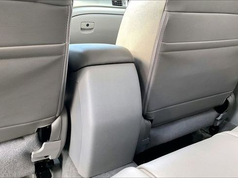 Used 2010 Subaru Forester 2.5X Limited image 39