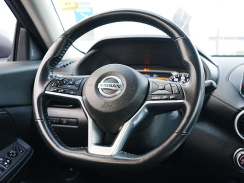 Used 2022 Nissan Sentra SV image 17