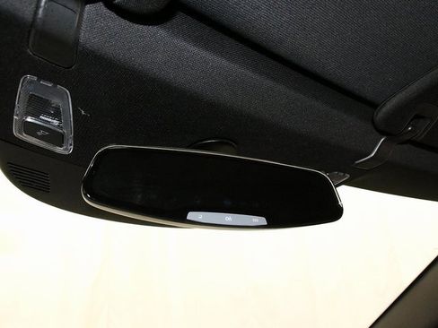 Used 2019 Chevrolet Corvette Stingray w/ 2LT Preferred Equipment Group image 22