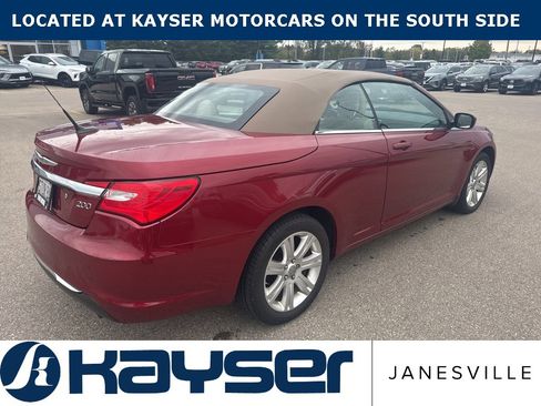 Used 2012 Chrysler 200 Touring w/ Cold Weather Group image 6