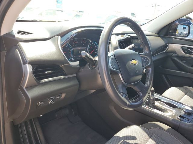 Used 2021 Chevrolet Traverse LT FWD image 20