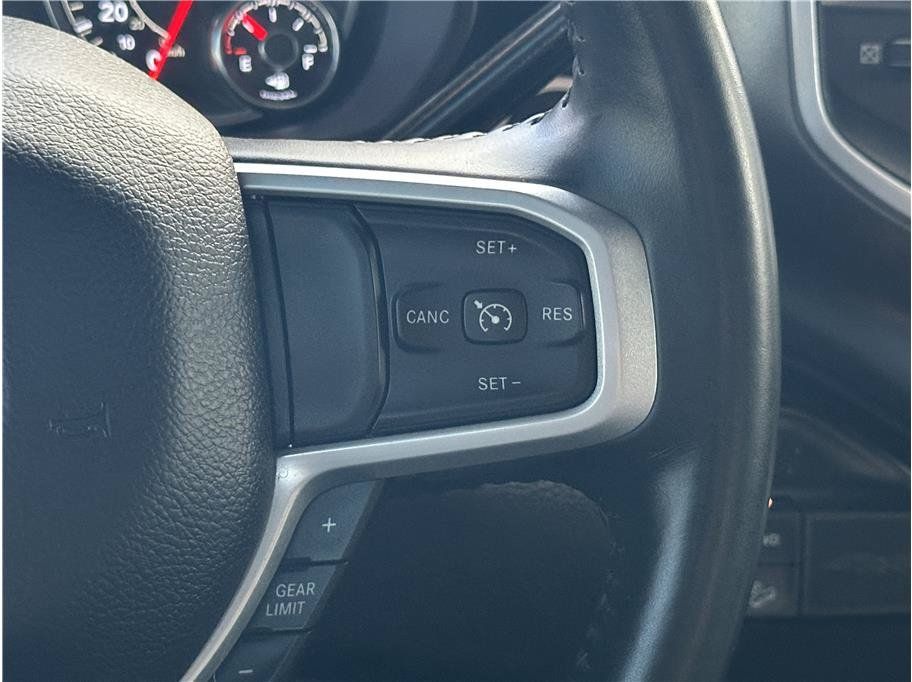 Used 2024 RAM 2500 Big Horn w/ Off Road Package AWD/4WD image 24