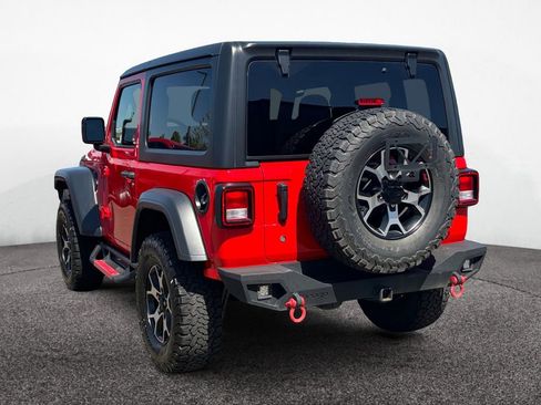 Used 2019 Jeep Wrangler Sport AWD/4WD image 3