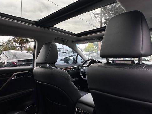 Used 2017 Lexus RX 350 AWD w/ Premium Package image 27