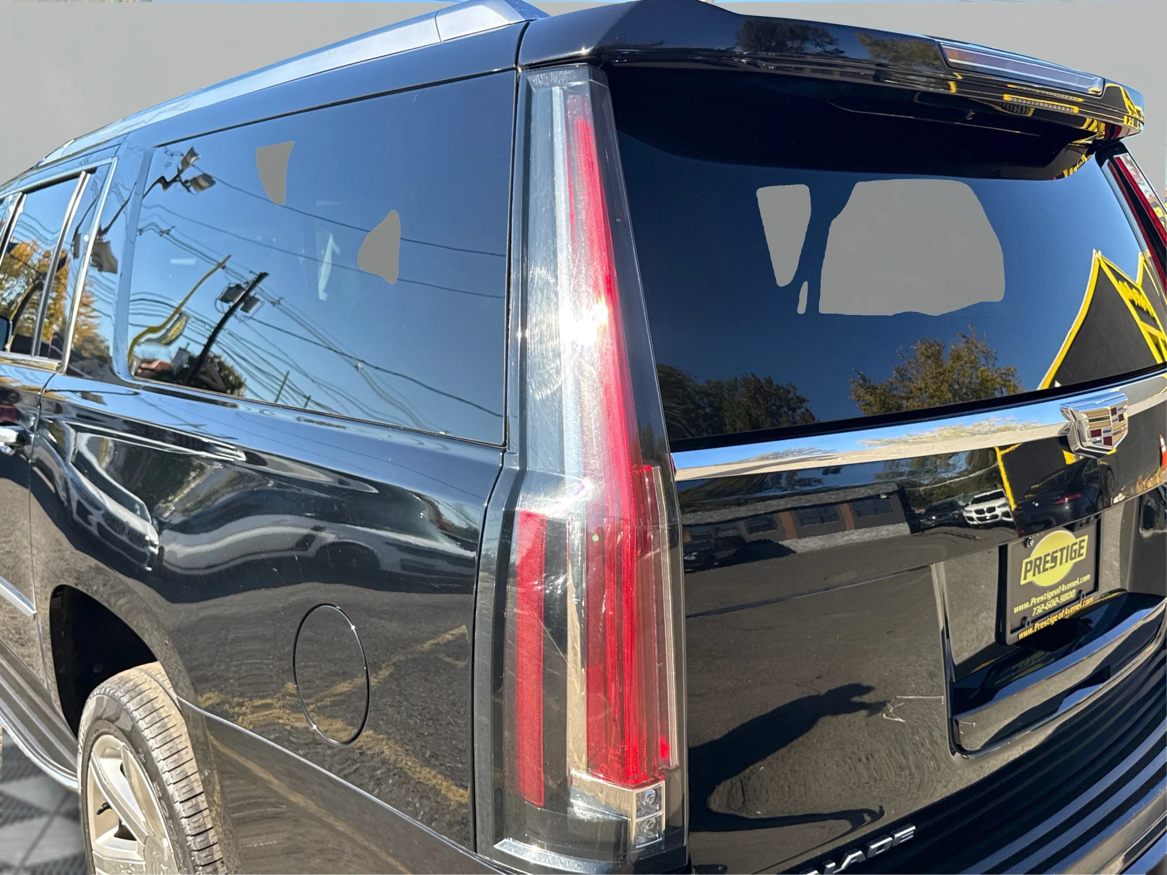 Used 2020 Cadillac Escalade ESV Luxury AWD/4WD image 26