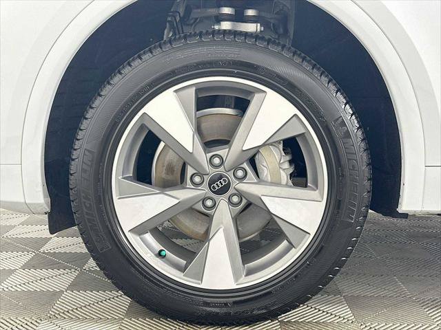 Certified 2023 Audi Q5 2.0T Premium Plus AWD/4WD image 29