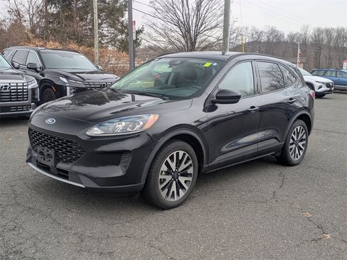 Used 2020 Ford Escape SE Sport image 5
