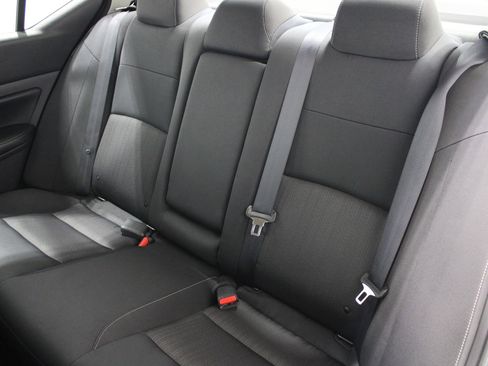 Used 2022 Nissan Altima 2.5 SV w/ SV Premium Package FWD image 16
