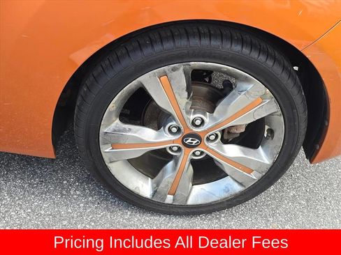 Used 2016 Hyundai Veloster w/ Option Group 03 FWD image 5