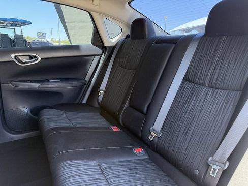 Used 2018 Nissan Sentra SV FWD image 33